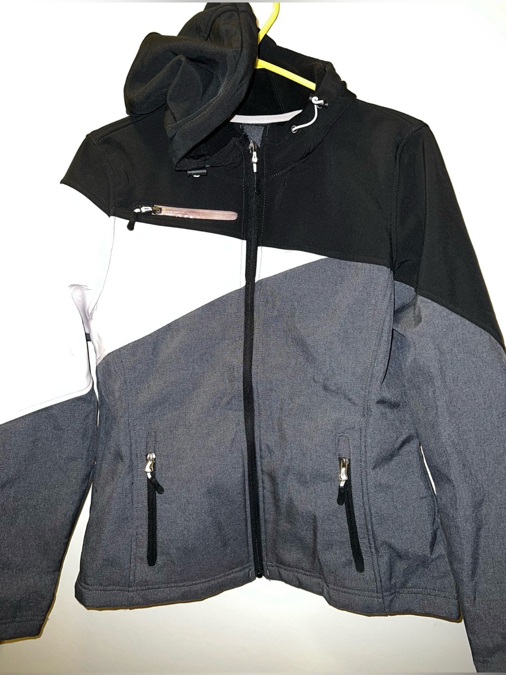 Kids Colorblock Softshell Jacket - Black & Gray